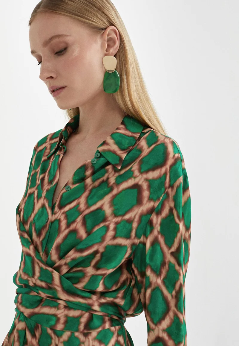 Lola Casademunt Printed shirt with tie