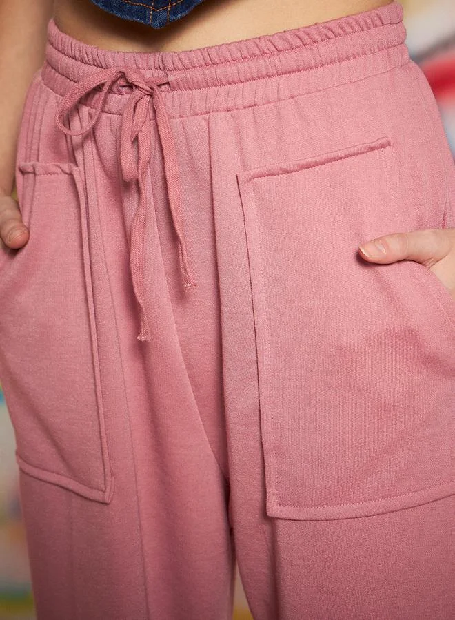 كاجوالي Kassually Relaxed Fit Cuffed Joggers with Drawstring Waistband