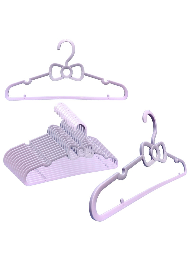 أورتوك 12 قطعة من الشماعات البلاستيكية شديدة التحمل، شماعات ملابس مع خطافات غير قابلة للانزلاق، شماعات منزلية موفرة للمساحة لتنظيم الخزانة، القمصان، السراويل، المعاطف، التنورة، الفستان، شماعات ملابس خزانة الملابس 41.5 سم - Image 1