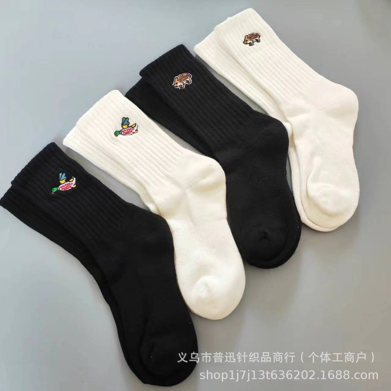 New Human Love Embroidered Socks Men And Women Towel Bottom Sports Cotton Socks Ins Men And Women'S High Tube Lovers Socks - Image 5