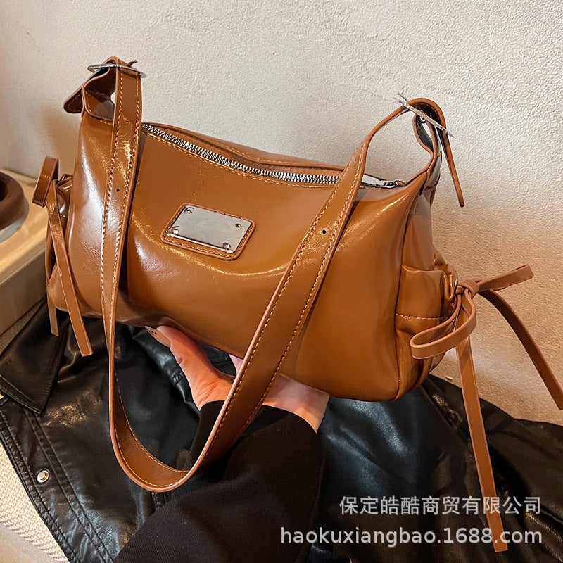 High-End Armpit Bag for Women Korean Style Retro Casual Shoulder Bag 2024 Autumn and Winter New Niche Trendy Casual Womens Bag White - Image 5