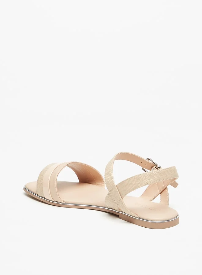 سيليست Womens Textured Sandals With Buckle Closure