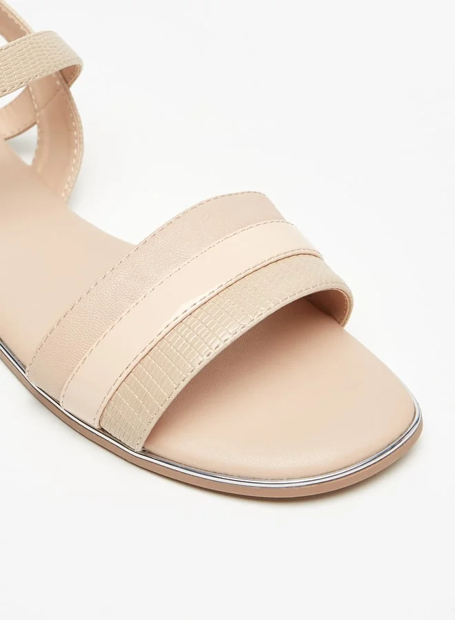 سيليست Womens Textured Sandals With Buckle Closure