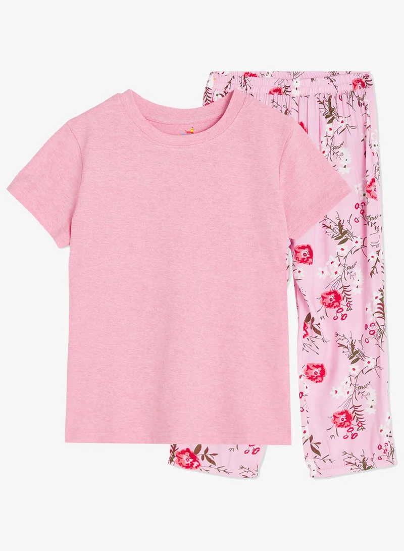 بنياتا بيجامة بأكمام قصيرة