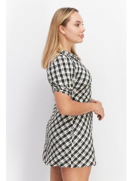 forever new Women Petite Checkered Mini Dress, Black  - Image 2