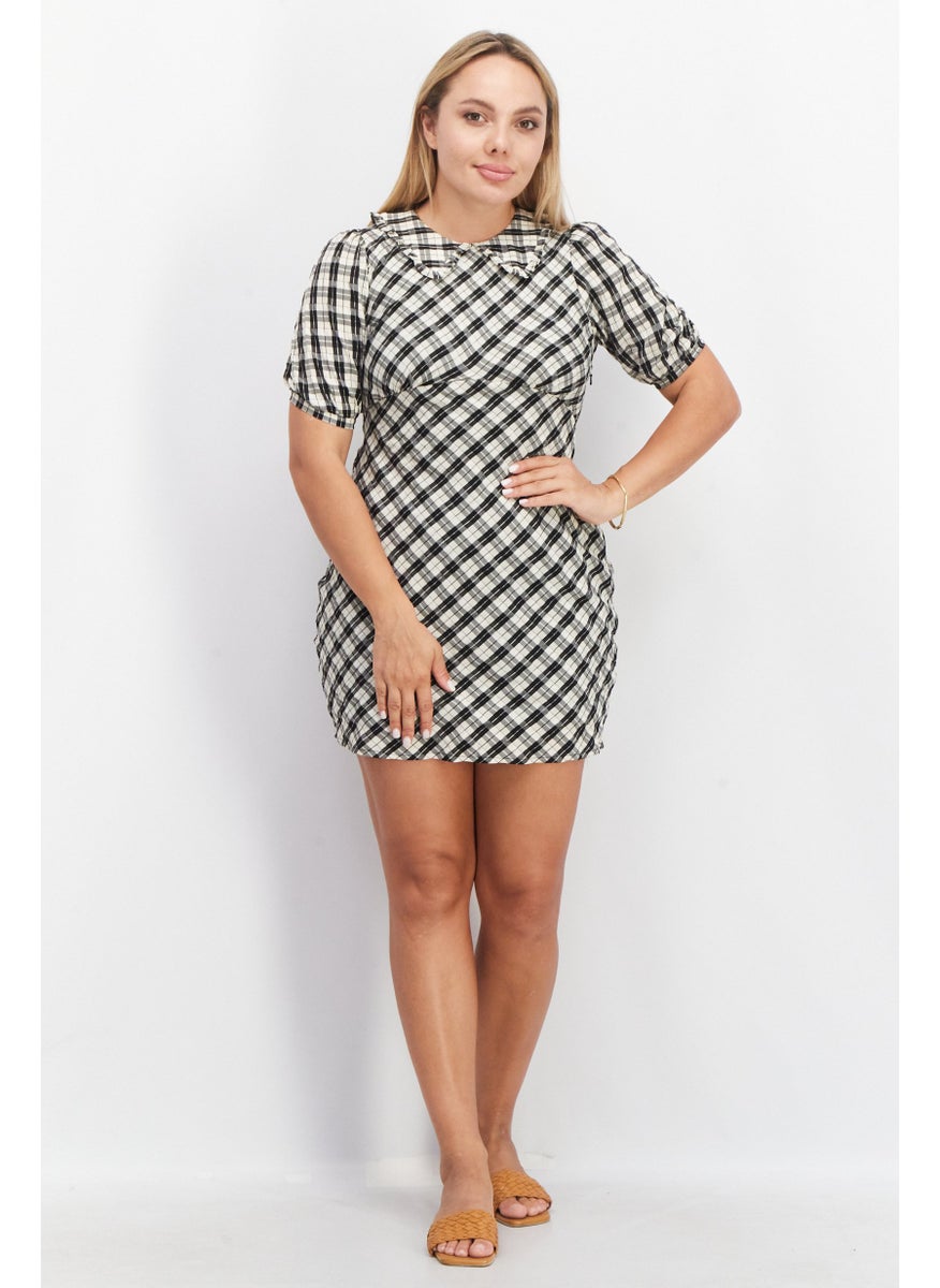 forever new Women Petite Checkered Mini Dress, Black  - Image 4
