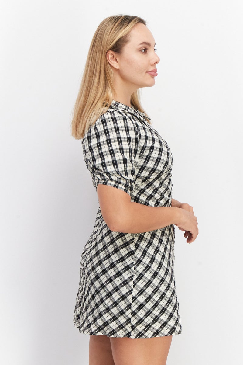 forever new Women Petite Checkered Mini Dress, Black - Image 2