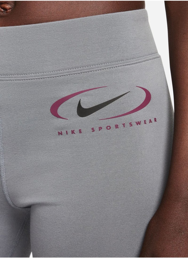 Nike - Essential Leggings - Image 1