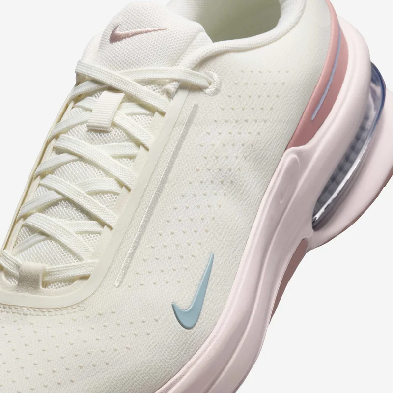 Nike White Women's Air Zoom Upturn SC Shoes for Women | Best Price UAE