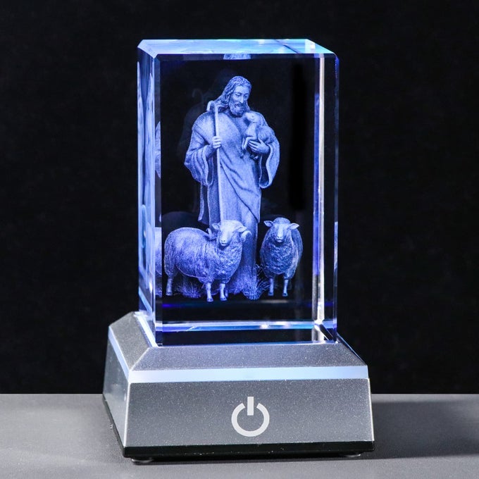 3D CRYSTAL GOOD SHEPHERD STATUE WITH COLORFUL BASE LASER ENGRAVED JESUS FIGURINE FOR RELIGIOUS GIFTS FOR WOMEN MEN ON CHRISTMAS CHRISTIAN CATHOLIC CHURCH KEEPSAKES