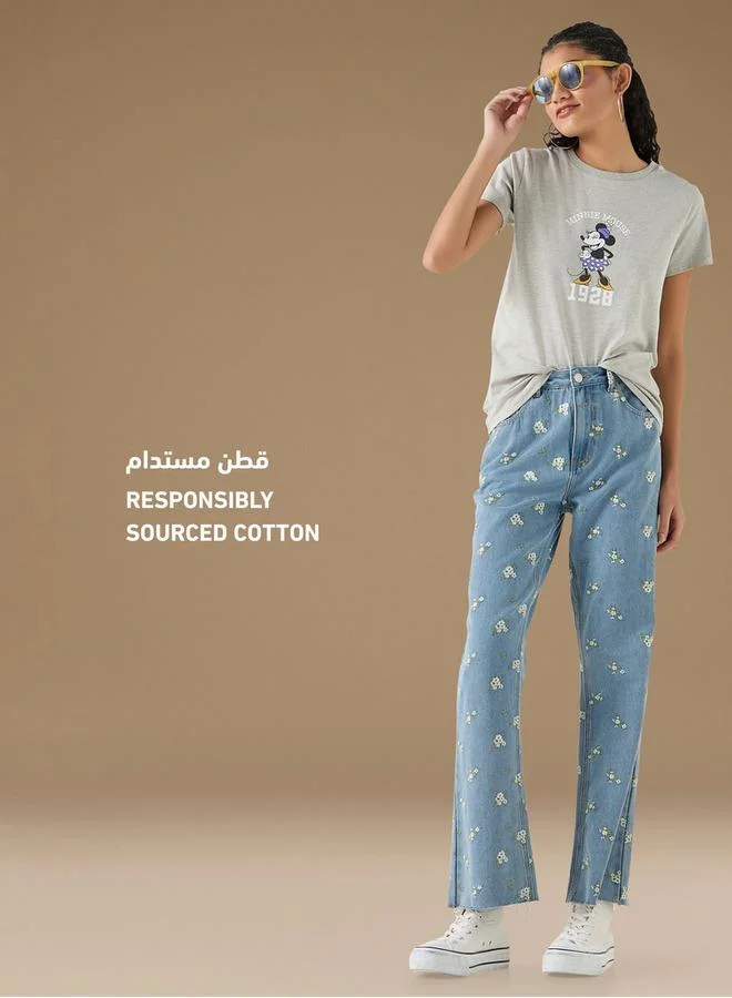 اس بي كاركترز تيشيرت بأكمام قصيرة وياقة ضيّقة وطبعات ميني ماوس