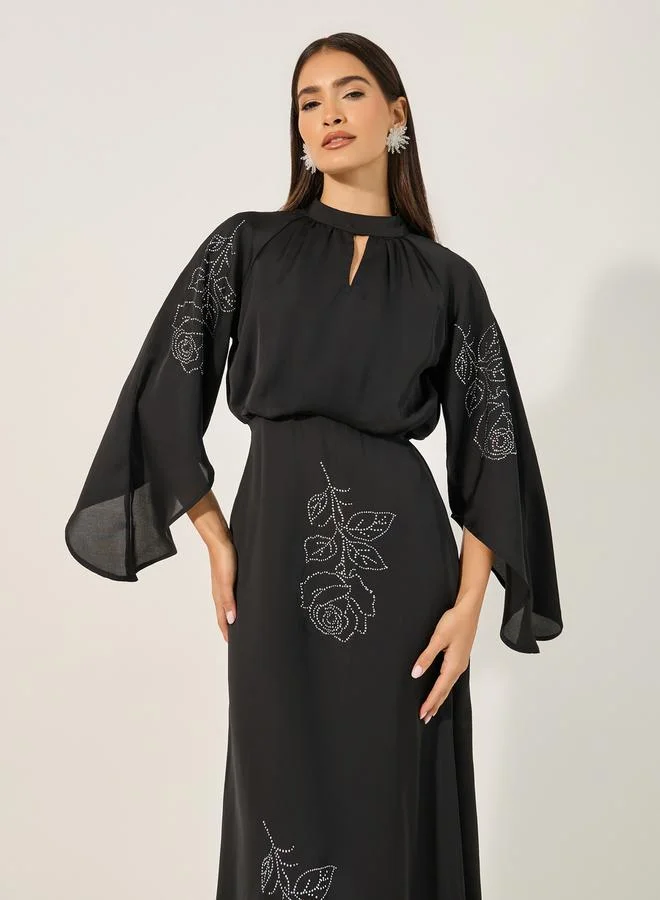 Styli Embellished Keyhole Neck A-Line Maxi Dress