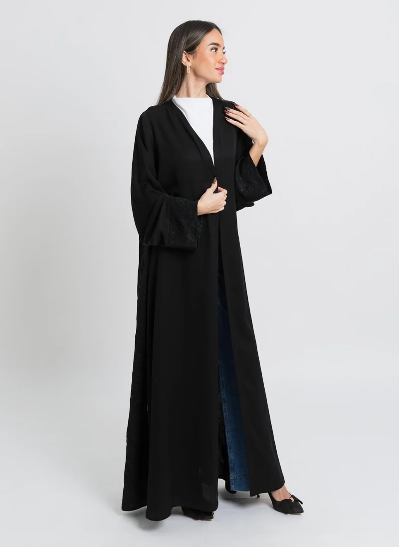 Kaafmeem Black Tangled Leafs A-Cut Abaya