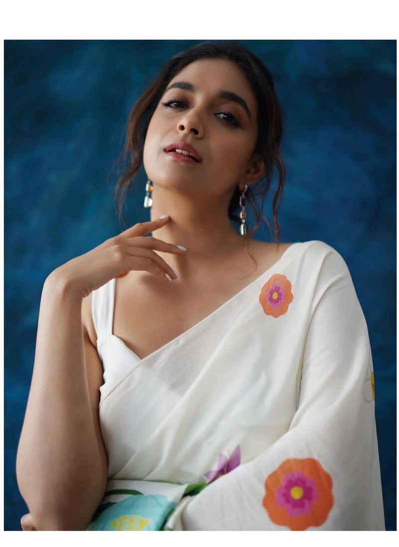 Grab Mantra Linen White Saree With Beautiful Flower Garden Print All Over Plus Unstitched Blouse  - Image 4