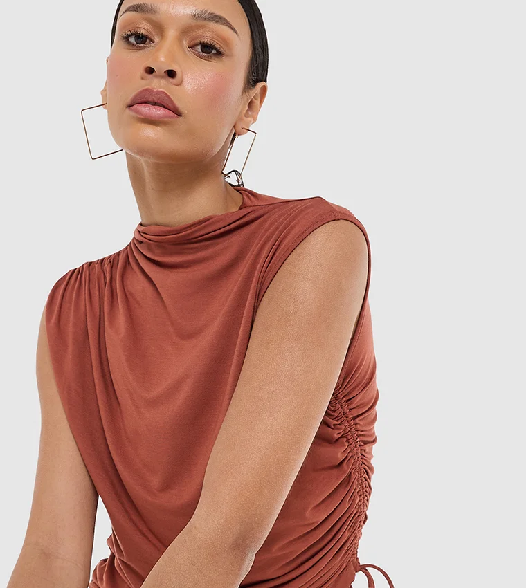 بي سي بي جي BCBG Sleeveless Rouched Top