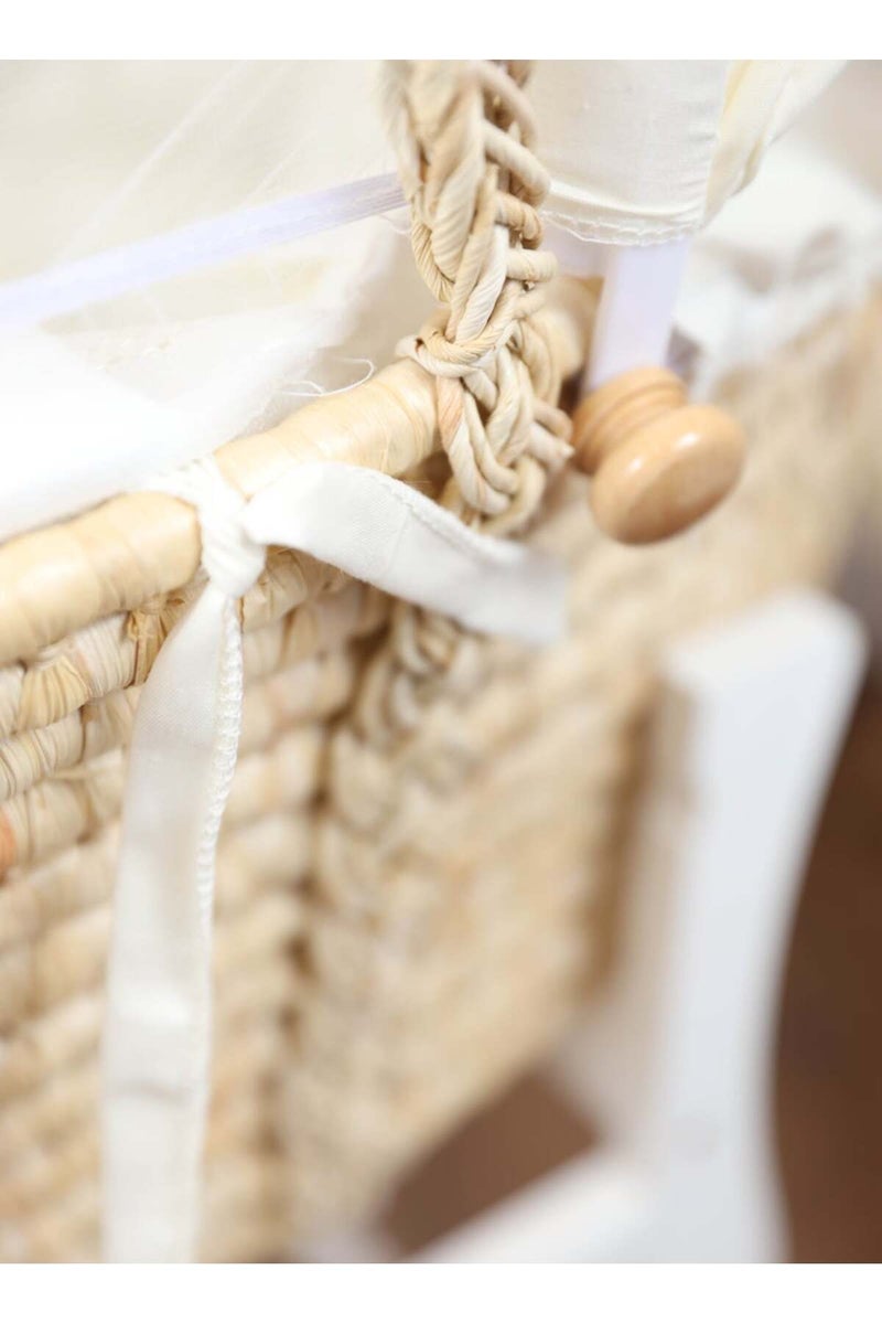 Baby crib Moses basket for babies with mosquito net with wooden rocking stand - Image 4