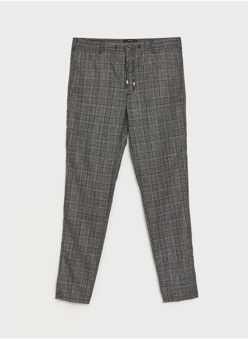 LC WAIKIKI - Essential Slim Fit Chino Pants - Image 1