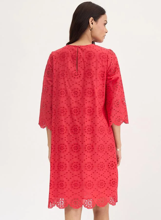 فيميلا فستان قطني بشيفلي بطول الركبة