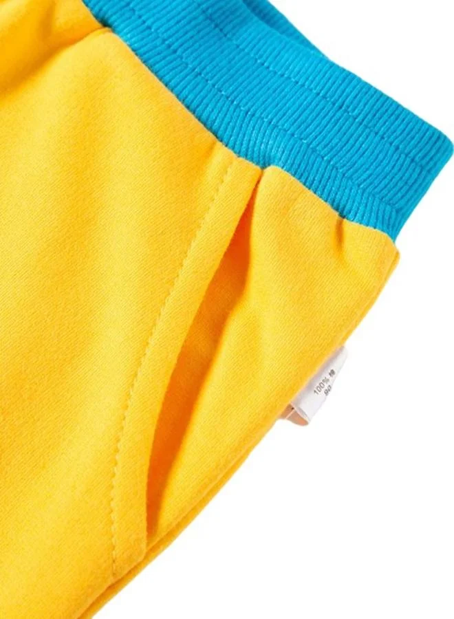 يونيكي Yellow Regular Fit Mid Rise Printed Shorts