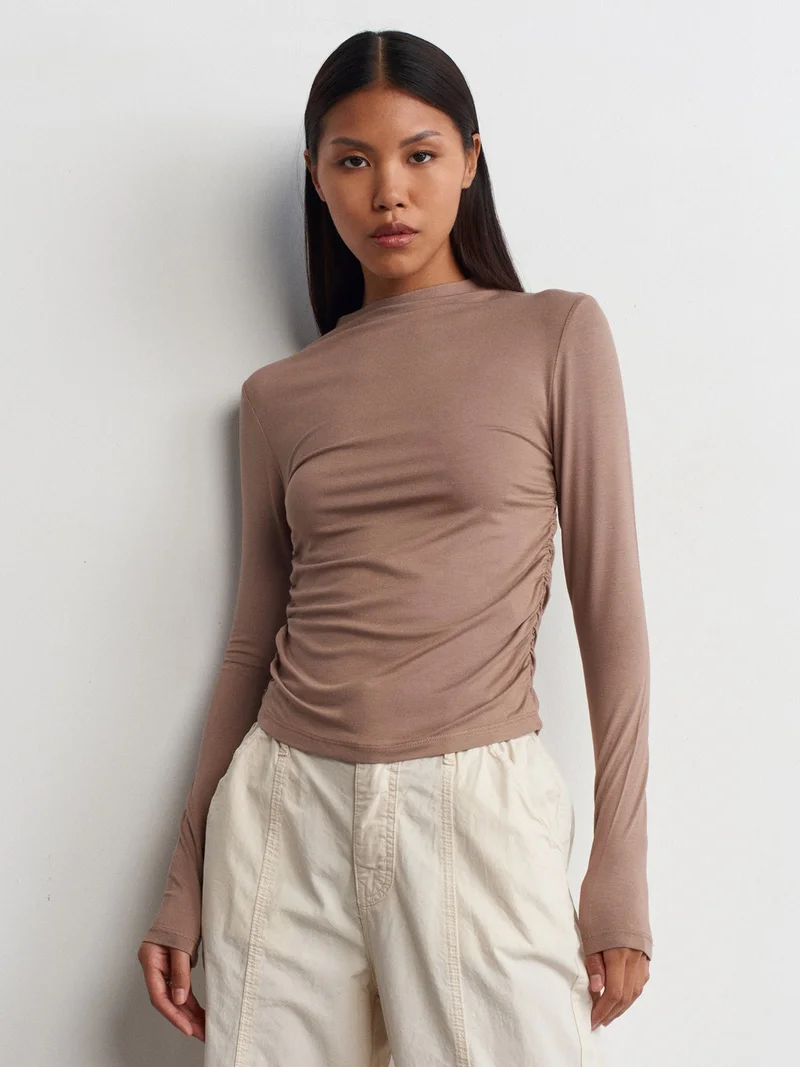 ديلفين 30504 Side Gathered Long Sleeve Blouse-Mink