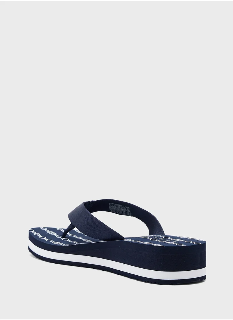 تومي هيلفيغر Chainprint Midwedge Sandals