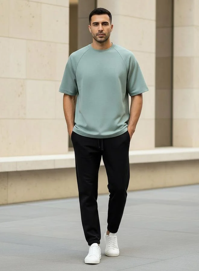 Love Pangolin Love Pangolin Men Raglan Sleeve Oversized T-shirt