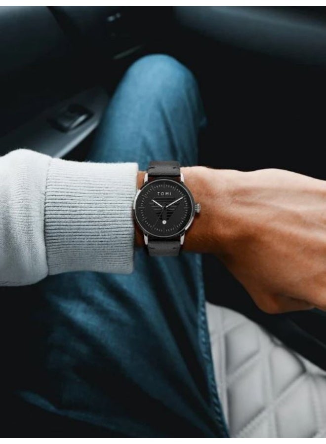 TOMI Men's Stylish Minimalist Watch, Black Analog Quartz Wristwatch with Sub-dial, All-Black Case and Leather-Look Strap - Modern & Sleek - Image 3