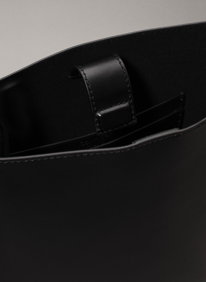 CALVIN KLEIN Narrow Strap Crossbody  - Image 4