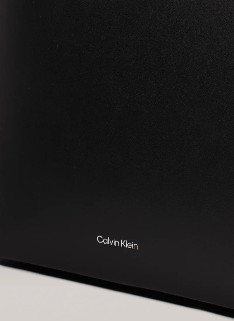CALVIN KLEIN Narrow Strap Crossbody