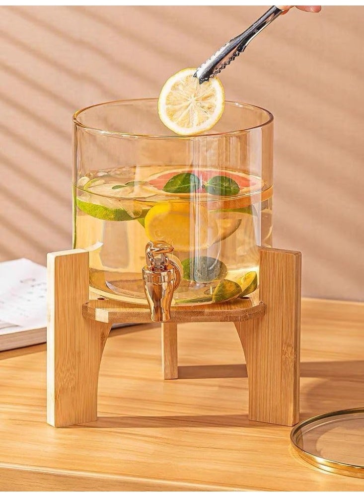 موزع مشروبات زجاجي فاخر بسعة 2.6 لتر مع صنبور مانع للتسريب وقاعدة خشب بامبو – إبريق عصير زجاج بوروسيليكات عالي التحمل مقاوم للحرارة والبرودة – دسبنسر عصائر وثلاجة ومشروبات باردة وساخنة للشاي بالفواكه والليمون والماء – فتحة واسعة – غطاء زجاج مقوى – سهل التركيب والتنظيف – استخدام يومي منزلي للمطبخ والسفرات والحفلات والهدايا - Image 3