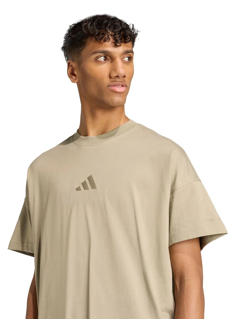 adidas تيشيرت لكل المواسم