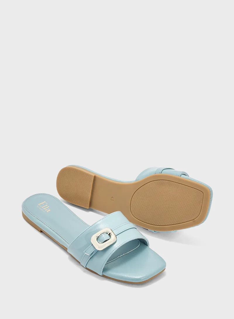 ELLA Flat Sandal With Buckle