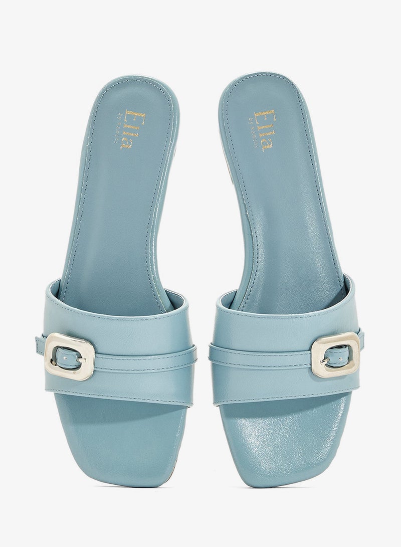 ايلا صندل مسطح بإبزيم - Image 4