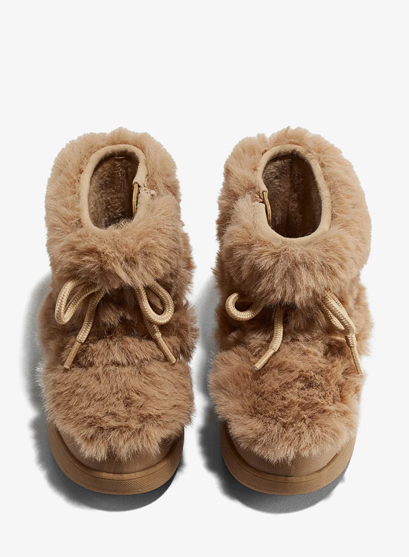 اتش اند ام حذاء للثلج بتبطين ناعم