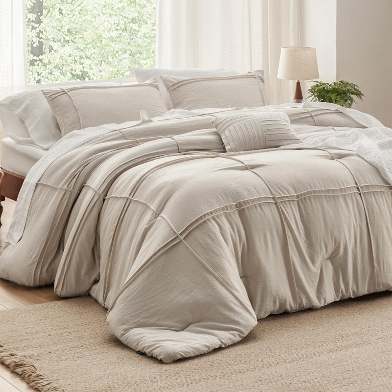 Bedsure 3 Pieces Pinch Grid Pleat Twin Comforter Set suitable for Single mattress, Boho Bedding Set for All Season, Includes 1 Soft Comforter (173 cm x 225 cm), 1 Pillowcase (50 cm x 66 cm) and 1 Decorative Pillow (30 cm x 40 cm), Beige - Image 1