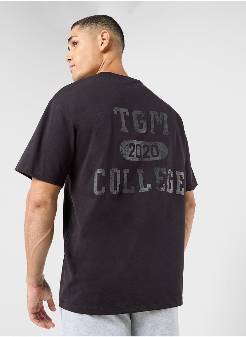 Oversized College Printed T-Shirt - pzsku/ZC9844608BAABD0B323DFZ/45/_/1730102483/3eab6199-e281-4f6c-9497-0eb537f4d1b6