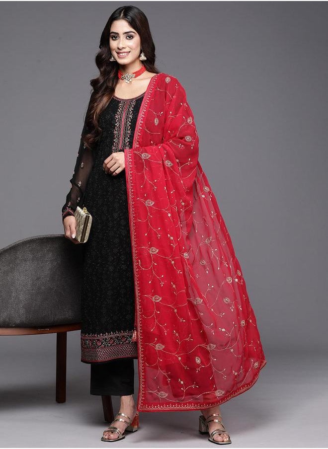 Libas Embroidered Kurta and Mid Rise Solid Trouser with Dupatta Set by Styli  - Image 1