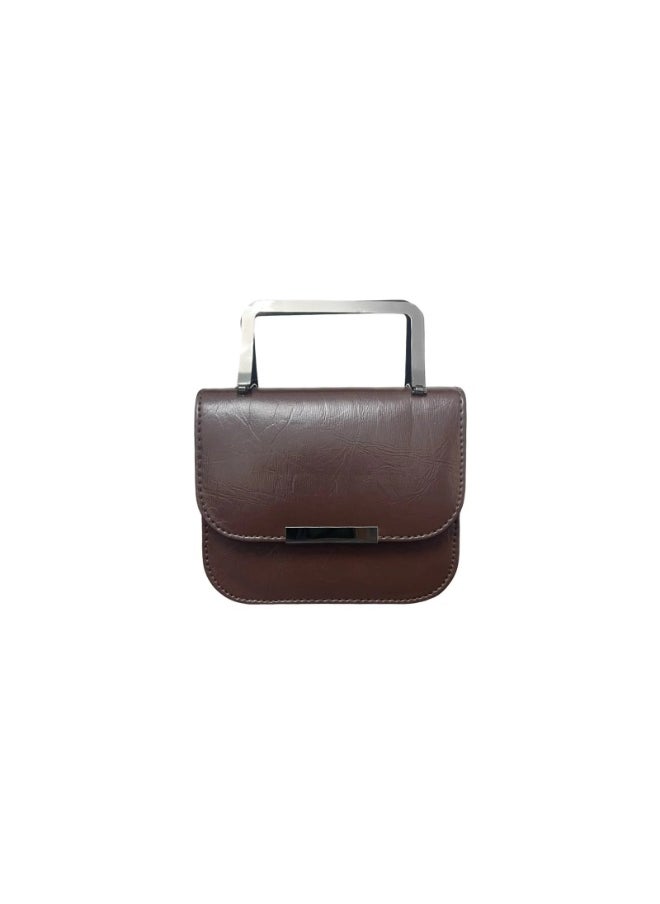 Vbranda An elegant handbag with a modern design and a soft touch that adds a unique touch to your look WAL-55-BROWN  - Image 1
