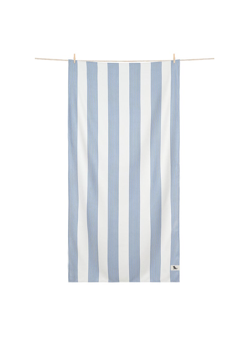 Dock & Bay Dock & Bay Bath Towel, Waffle Fabric Shower Towel for Home, Quick Dry, Super Absorbent, 100% recycled, Extra Large (180 x 90 cm)  - Storm Cloud  - Image 1