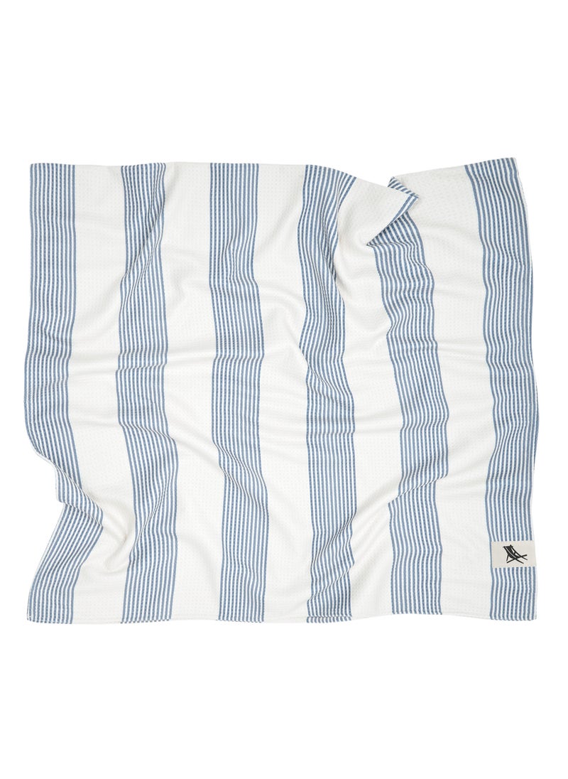 Dock & Bay Dock & Bay Bath Towel, Waffle Fabric Shower Towel for Home, Quick Dry, Super Absorbent, 100% recycled, Extra Large (180 x 90 cm)  - Storm Cloud  - Image 4