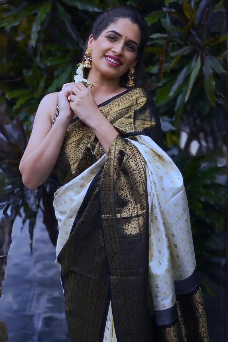 Vivatra Women Banarasi Soft Silk Saree | Jacquard Weaving with Rich Pallu & Border | Includ Matching Utitched Blouse Piece (VT-KP-6019-Off White) - Image 5