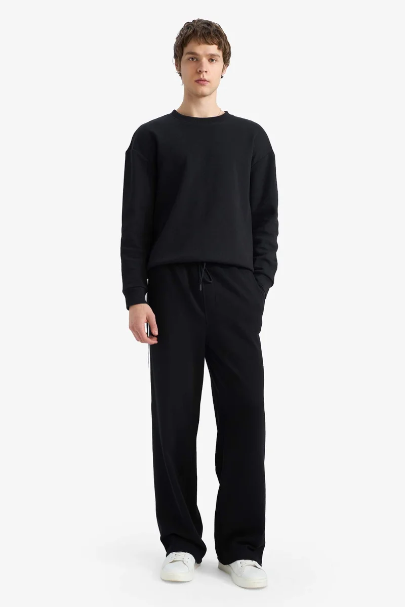 ديفاكتو Wide Leg Trousers