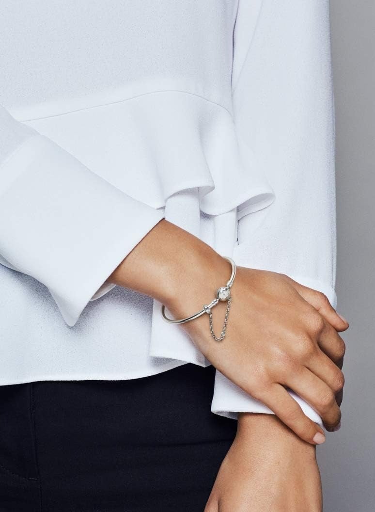 Pan Home The silver bracelet comes with a safety chain, size 19cm, non-adjustable, gift box