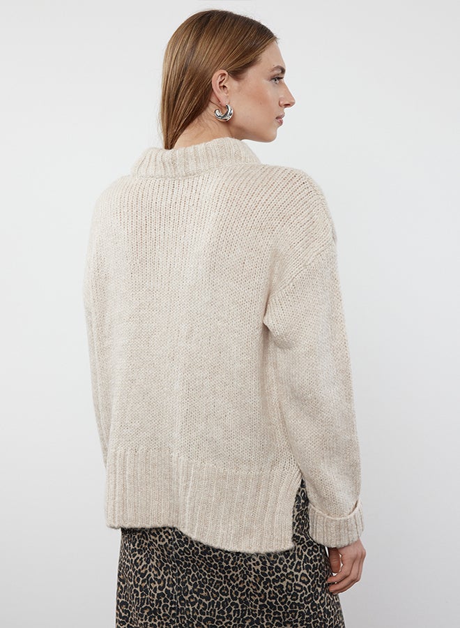 trendyol Stone Soft Textured Thick Crew Neck Knitwear Sweater TWOAW24KZ00281 - Image 5