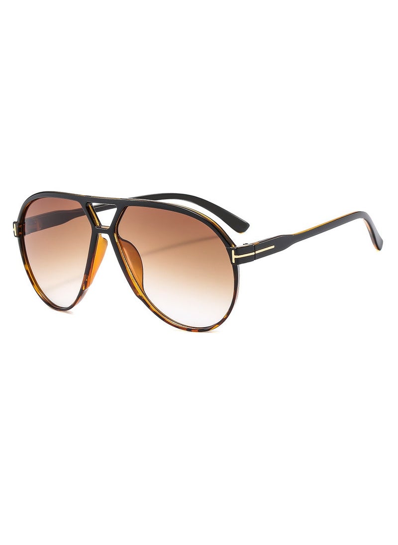 Fashion Large Frame T-Beam Sunglasses for Men and Women C4-Double Tea Pieces with Upper Black and Lower Bean Flower Frame