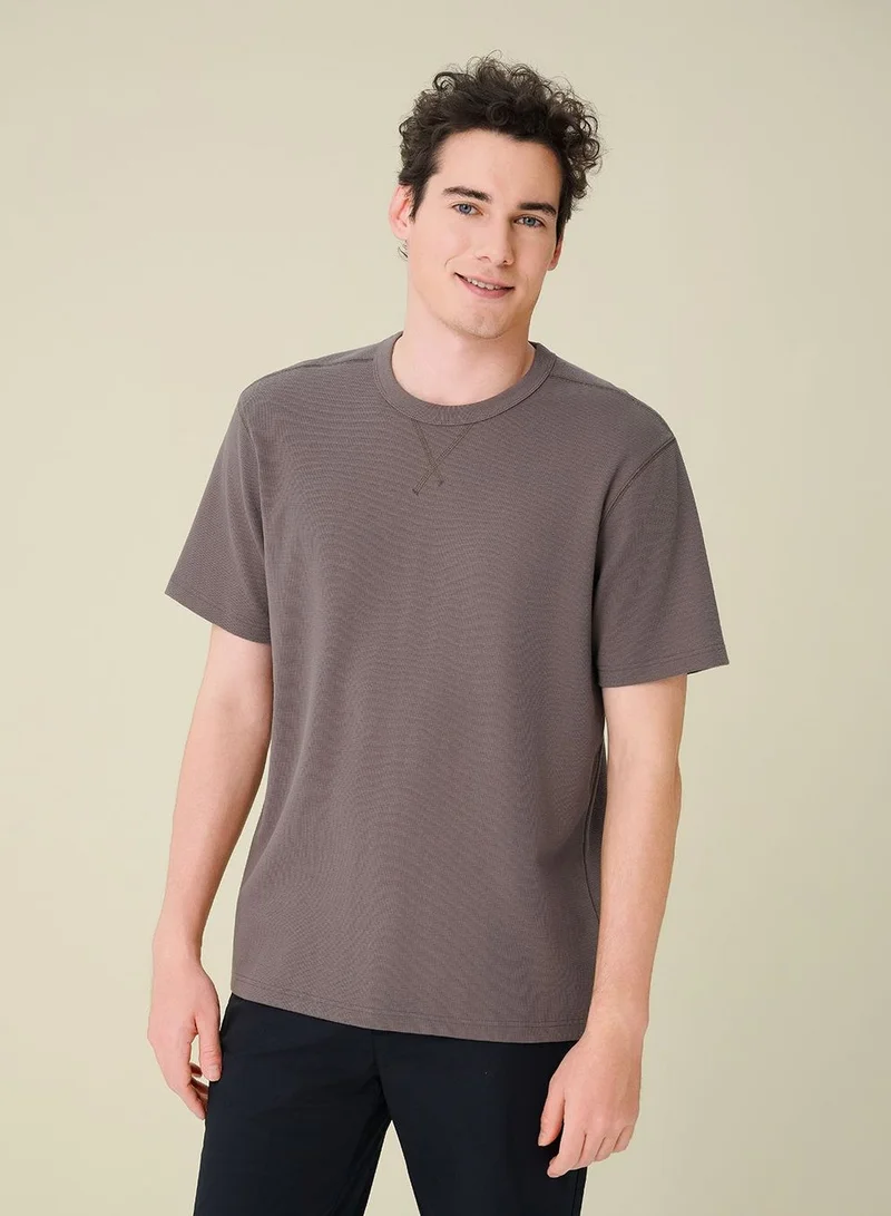 Men’s Regular Fit Stretch Waffle Tee