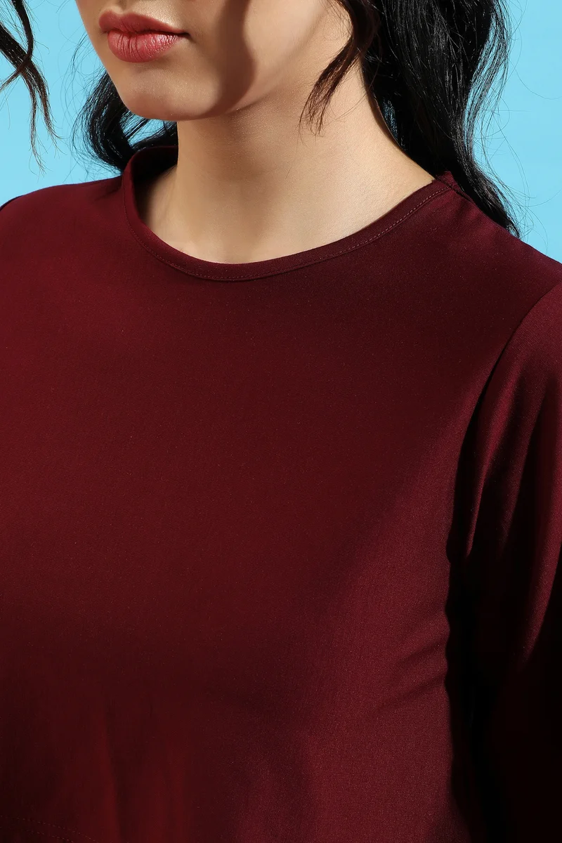 كامبوس سوترا Women's Solid Maroon Boxy Top