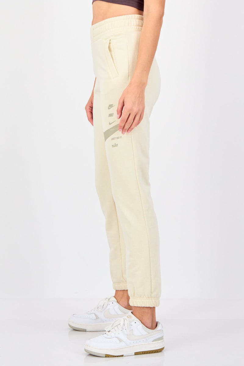 Nike سروال رياضي خارجي للنساء بتصميم قياسي، كريمي - Image 3