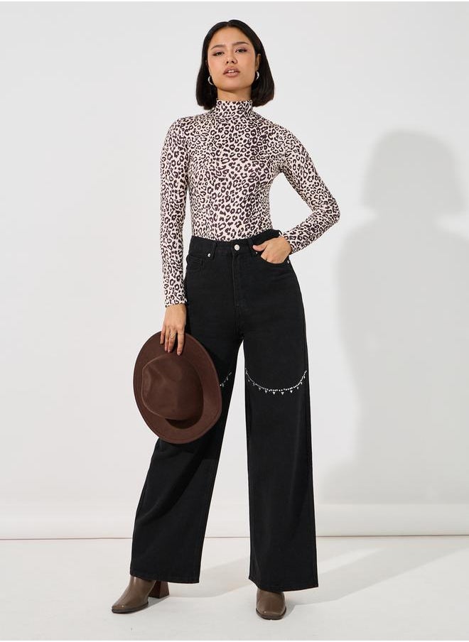 Styli - Leopard Print Fitted Knit Top - Image 1