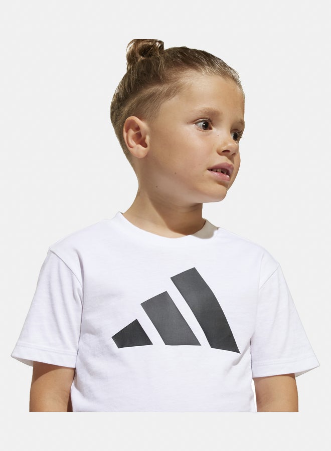 Adidas essentials unisex graphic t-shirt  - Image 3